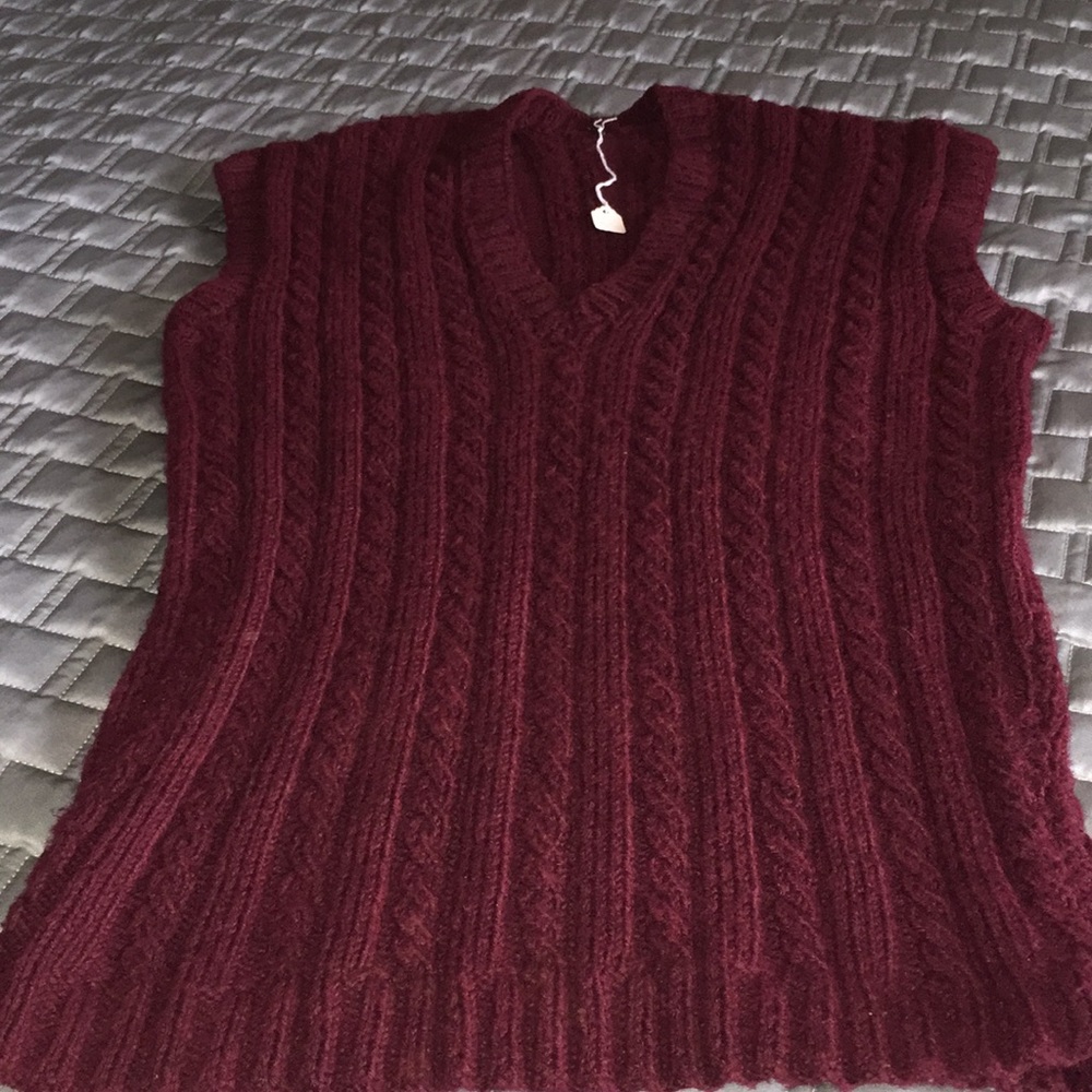 Sweater hand knit by lolarosa